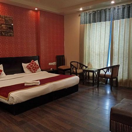 Paschim Vihar Hotel Delhi  Luaran gambar