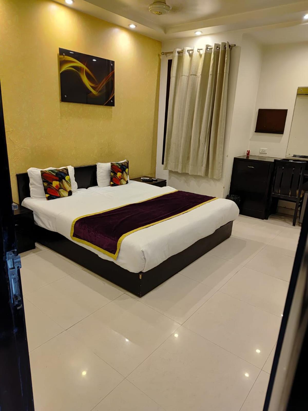Paschim Vihar Hotel Delhi  Luaran gambar
