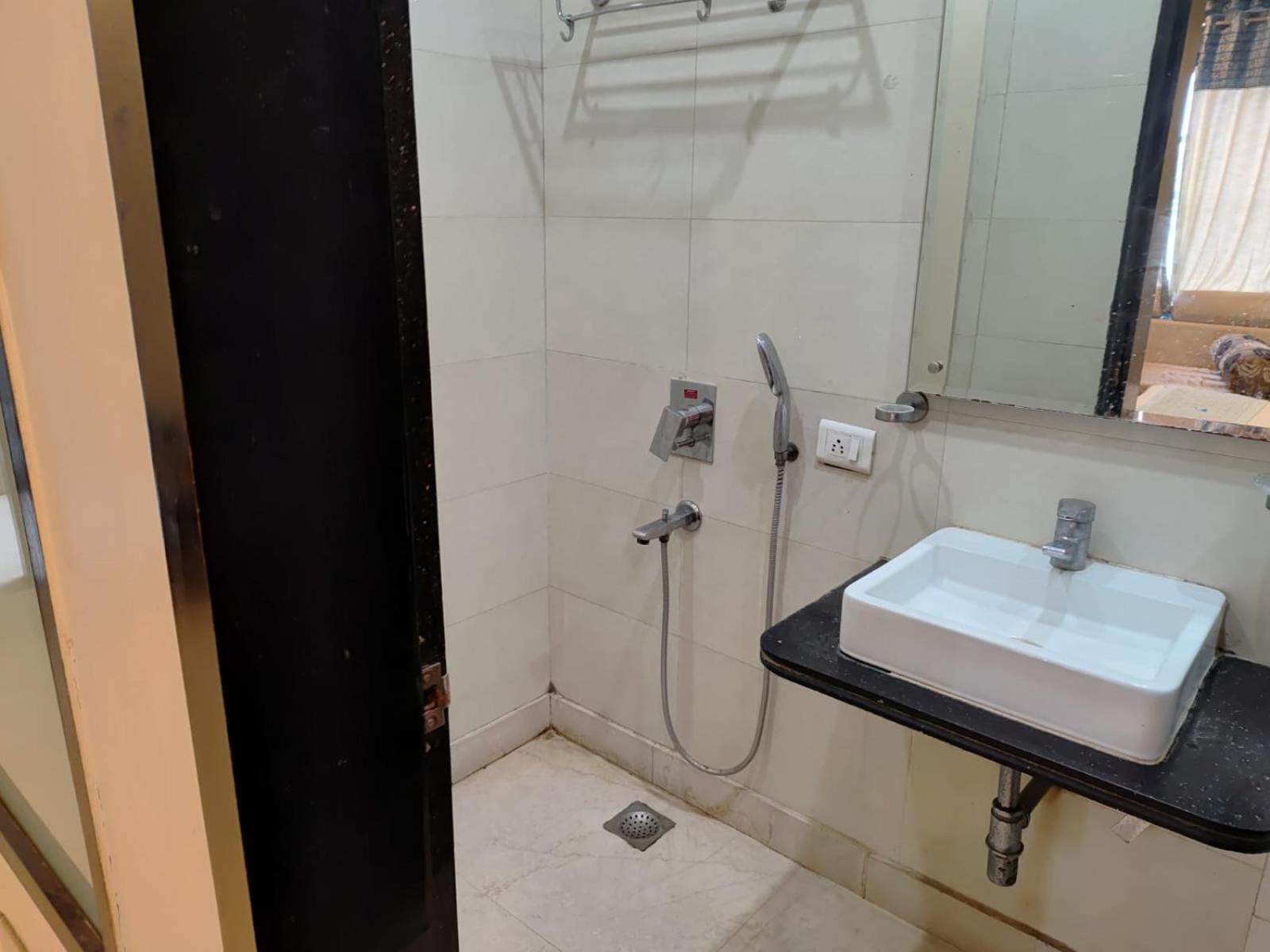 Paschim Vihar Hotel Delhi  Luaran gambar