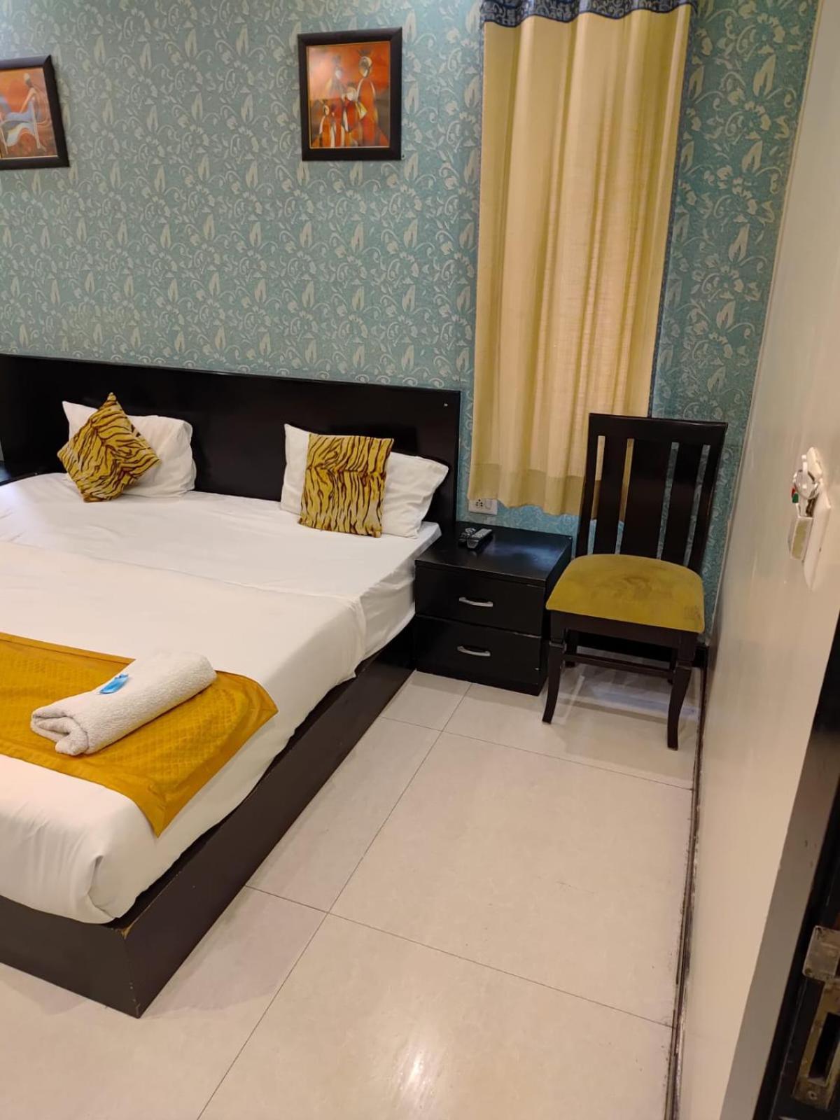 Paschim Vihar Hotel Delhi  Luaran gambar
