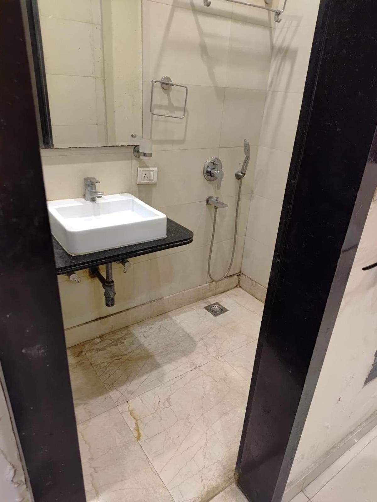 Paschim Vihar Hotel Delhi  Luaran gambar