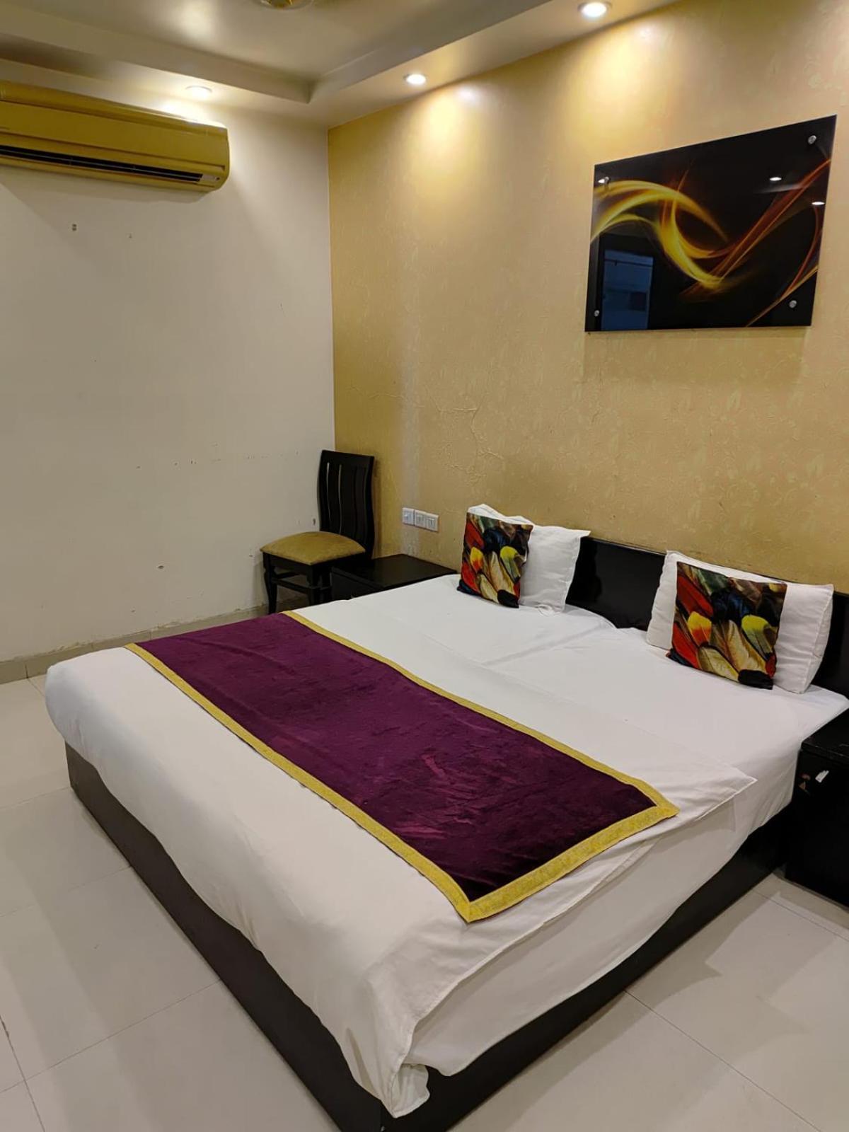 Paschim Vihar Hotel Delhi  Luaran gambar